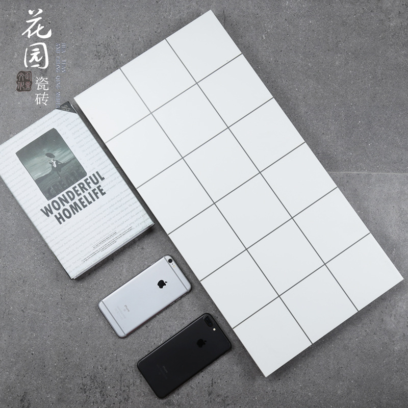 简约方块瓷砖