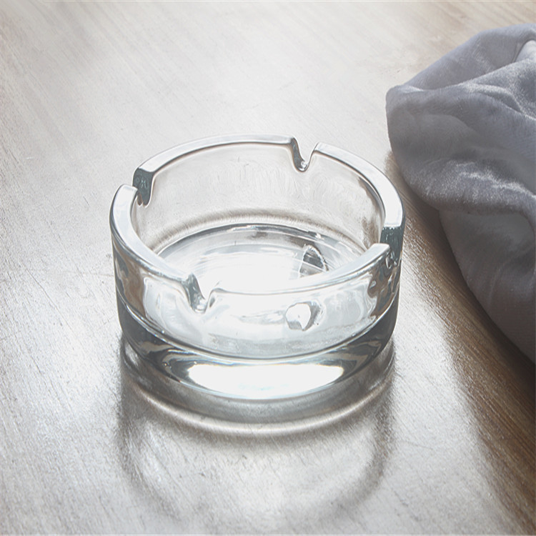 热销圆形玻璃烟灰缸 酒吧ktv用水晶烟灰缸广告烟灰缸丁制logo批发