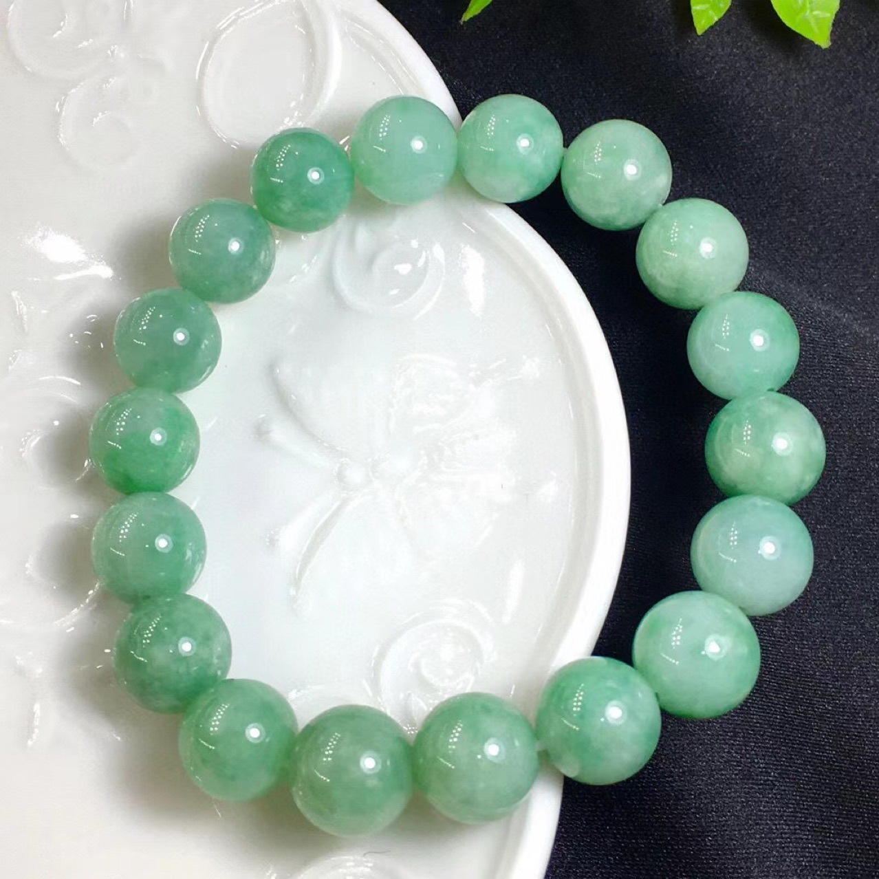 绿满色翡翠手链