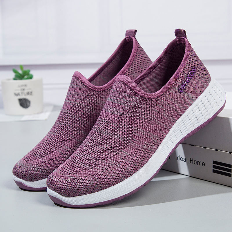 cross-border women‘s shoes 2024 spring and summer new middle-aged and elderly casual sneakers breathable mesh slip-on flat shoes