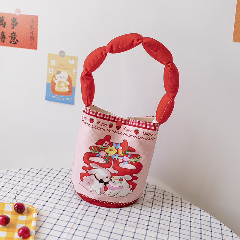 2023 Portable Bucket Bag Red Wedding Celebration Hand Gift Bag Wedding Bag Can Be Customized as Logo