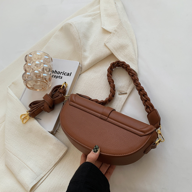 All-Matching Internet Hot Casual One Shoulder Saddle Bag 2022 New Simple Messenger Bag Solid Color Autumn and Winter Autumn and Winter Simplicity Women's Bag