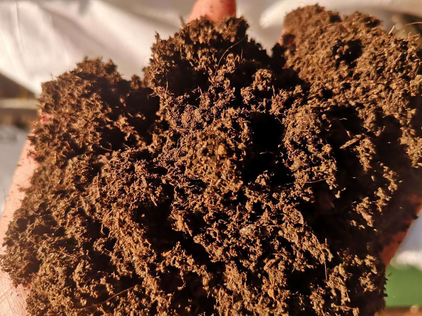 羊粪发酵有机肥腐熟羊粪生物菌园林绿化花奔肥料农副产品可用