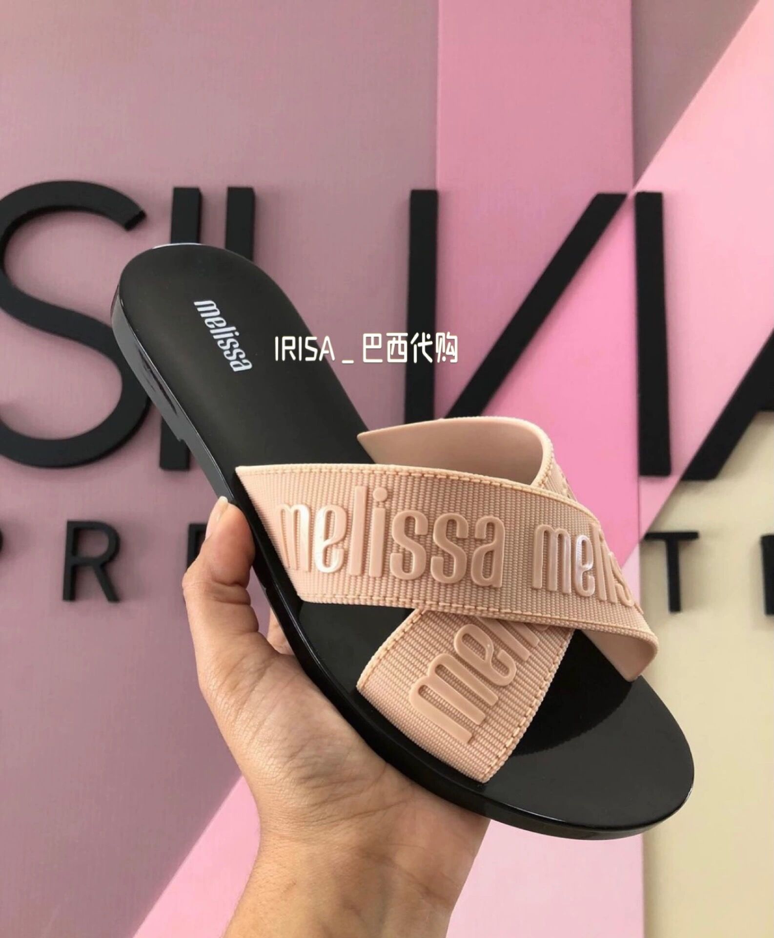 2024 New Summer Melisa Cross Slippers Flat Heel Fashion Leisure Sandals Outerwear Gel Shoes