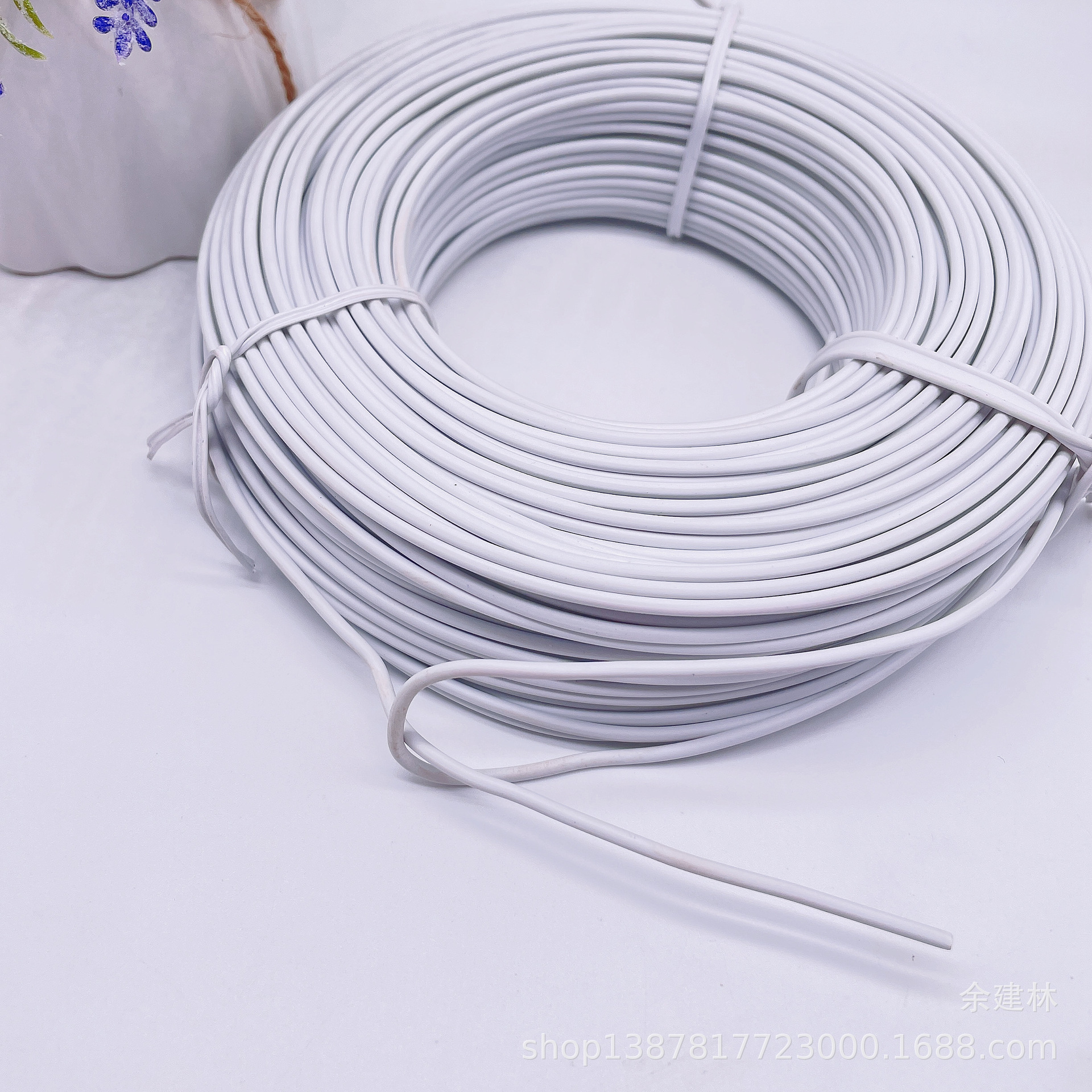 厂家直供pvc包胶铁丝白色2.5mm包皮铁丝兔耳朵帽子发饰服装定型线