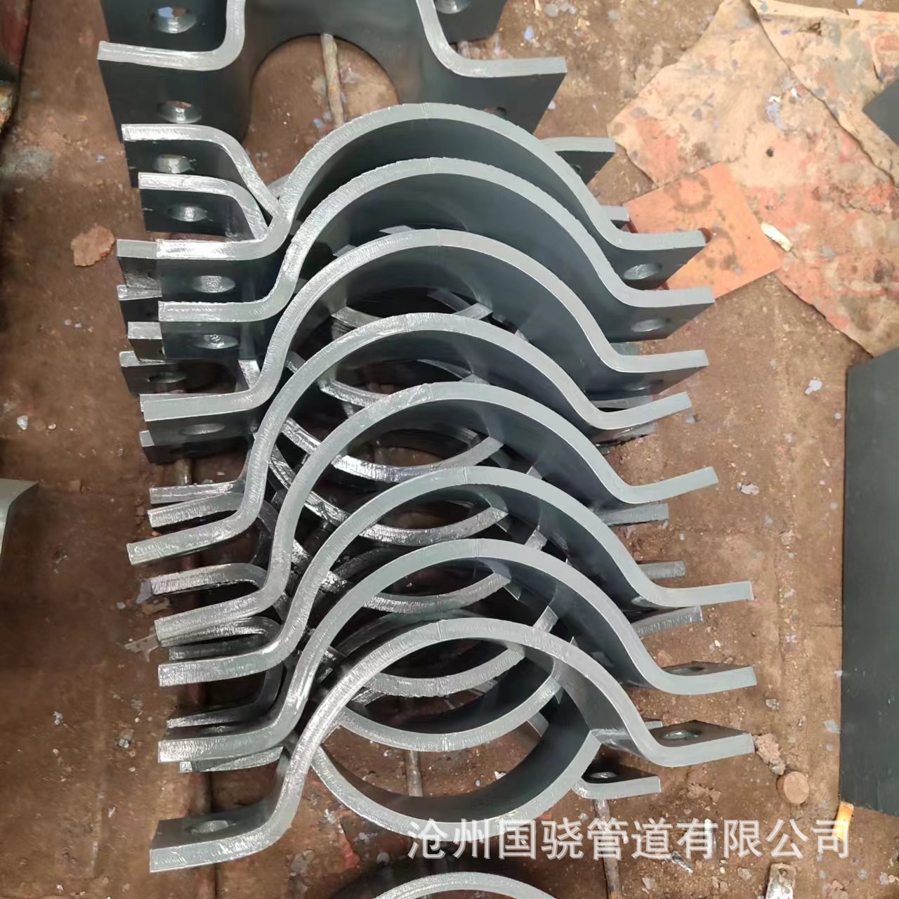 碳钢大管焊接管托 三孔管夹 抱箍 不锈钢管夹 四螺栓双螺栓管夹