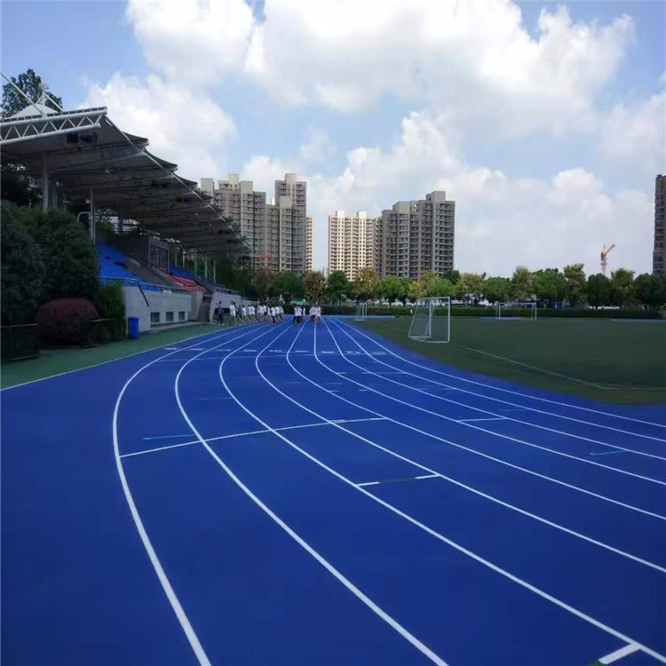 学校体育馆13mm透气型塑胶跑道材料混合型全塑型跑道400m橡胶跑道