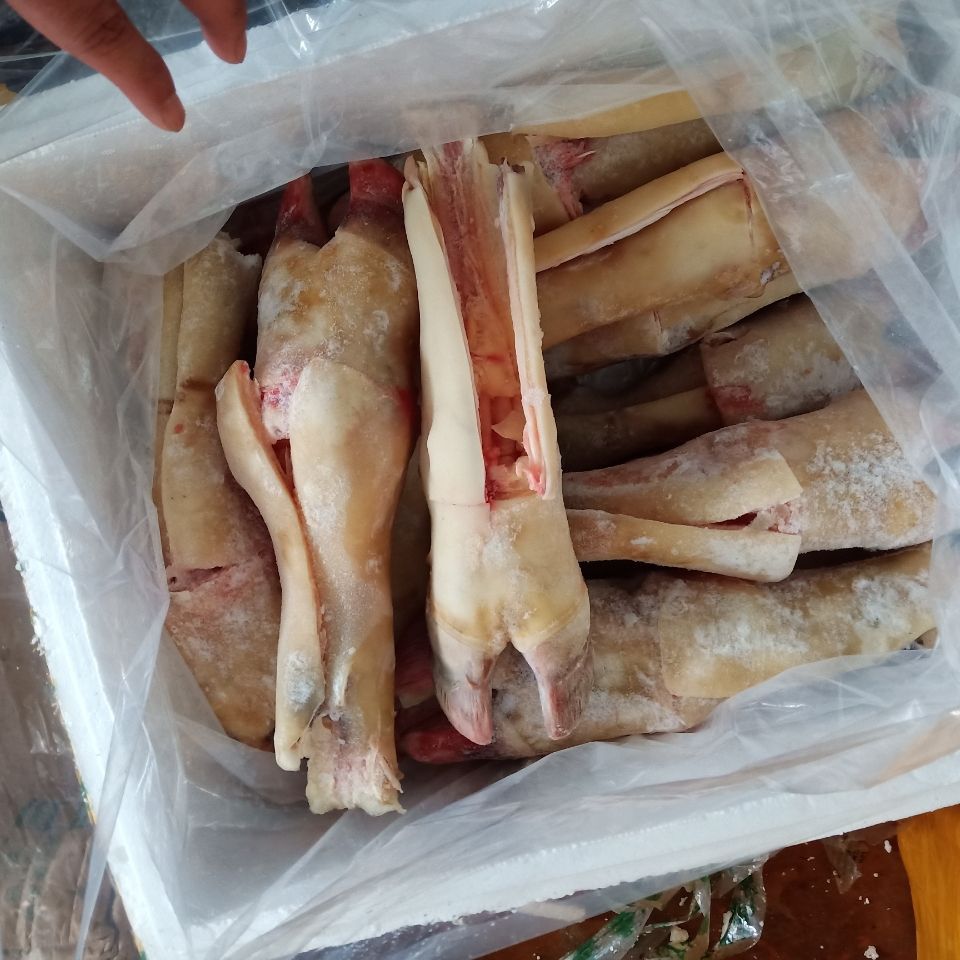 牛蹄半去骨牛蹄带趾骨牛蹄补充胶原蛋白食补好食材新鲜冷冻批发价