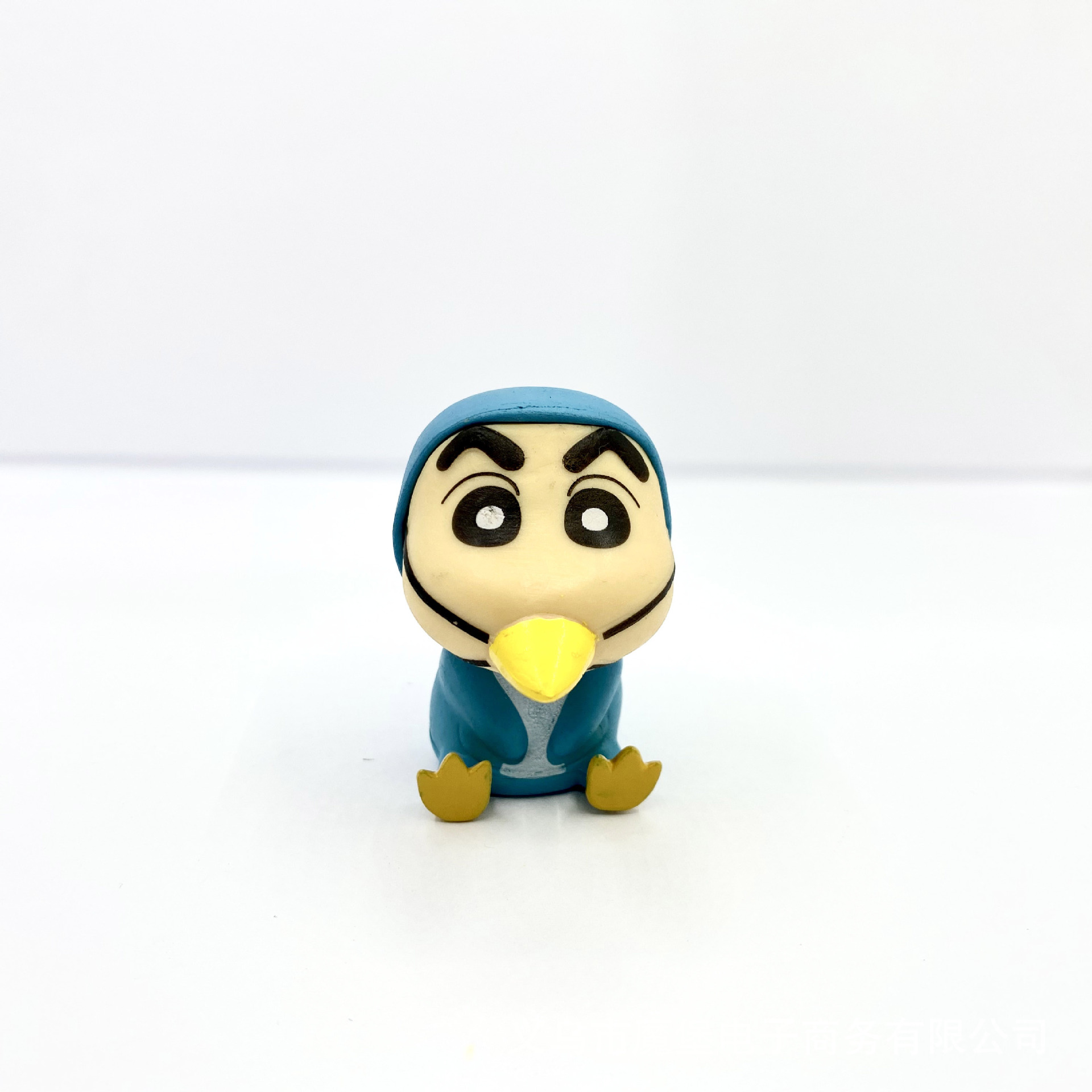 蜡笔小新手办模型批发6款玩具公仔玩偶娃娃机扭蛋车载蛋糕摆件