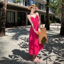 玫红火龙果色吊带连衣裙独特超好看高级感海边度假沙滩长裙女夏季
