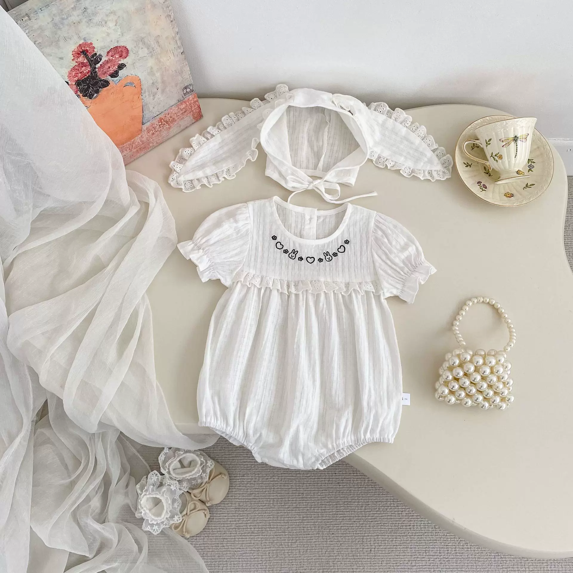 2026夏季婴儿衣服薄款短袖三角哈衣女宝宝超萌兔子刺绣包屁衣送帽