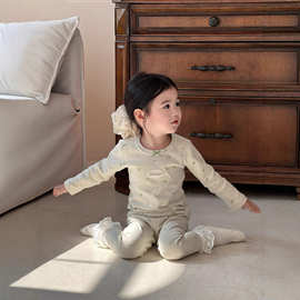 2025小鱼洛洛秋冬款森系卡通舒绒棉质亲肤棉儿童家居服套装