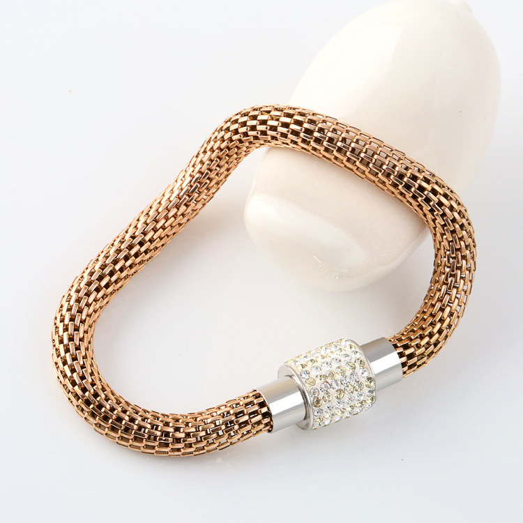 厂家外贸钛钢手链 欧美街头潮流轻奢满钻金色磁扣不锈钢手镯