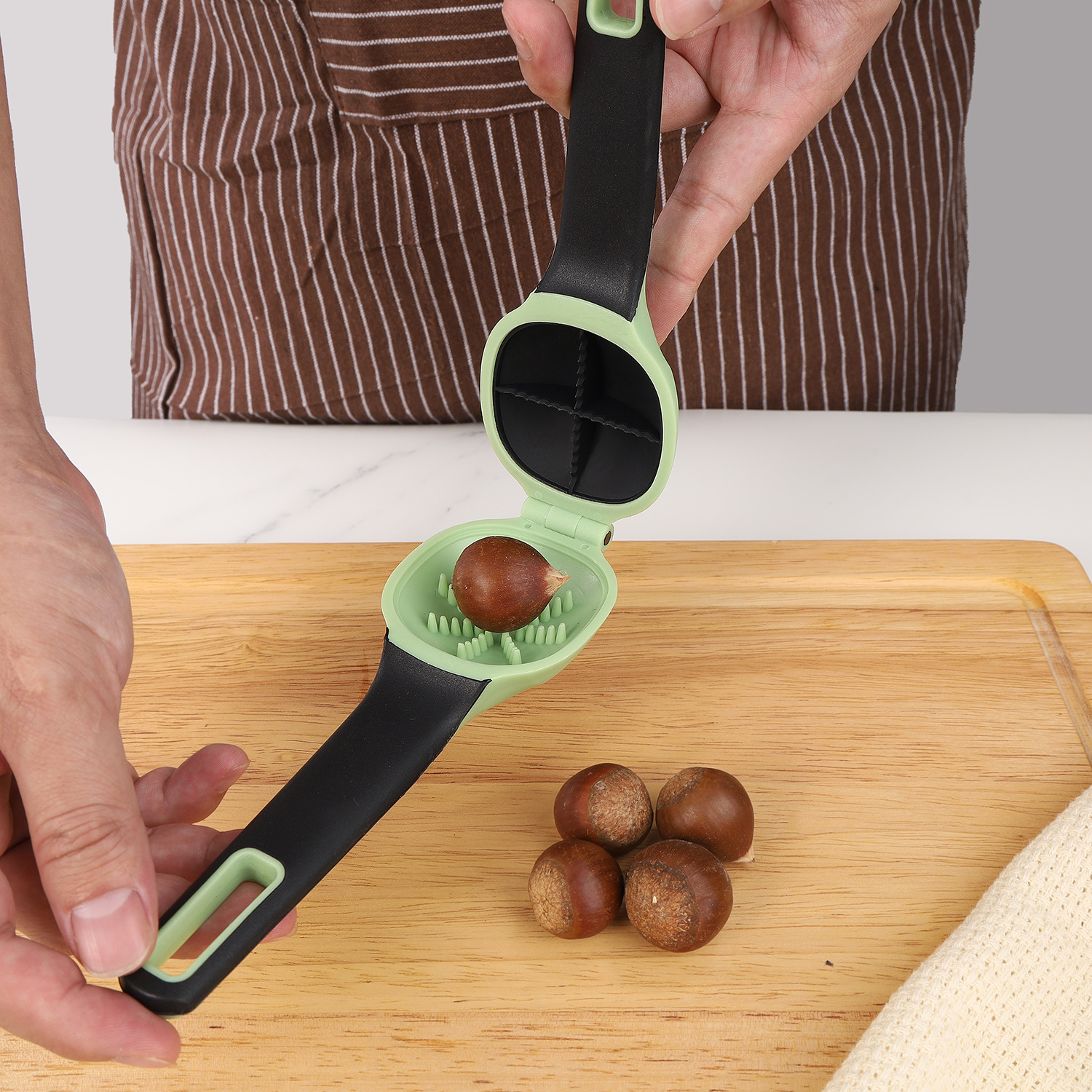 Kitchen Gadget Walnut Clip Portable Clip Chestnut Clip Peeling Nut Clip Chestnut Mouth Gag