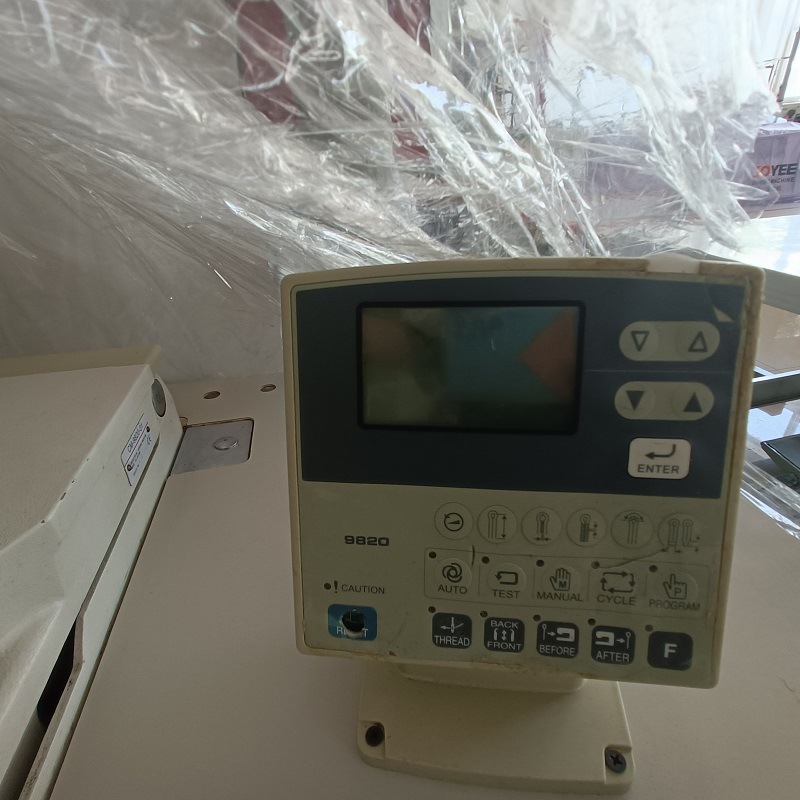 9820圆头锁眼机全自动电脑工业缝纫机凤眼机9成新新锐二手