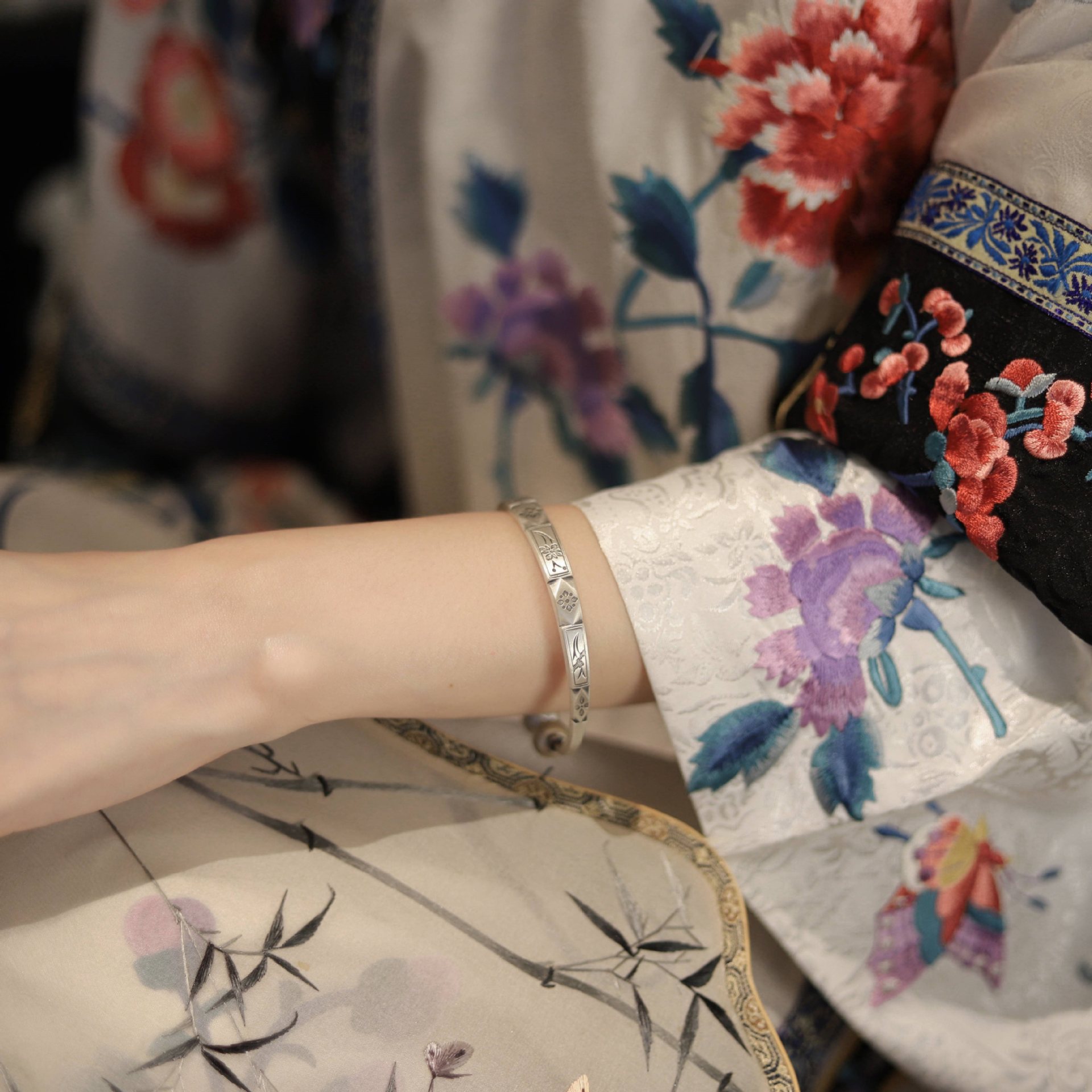 繁花 银奶奶手工足银镯环复古文艺老式古法刻字送妈
