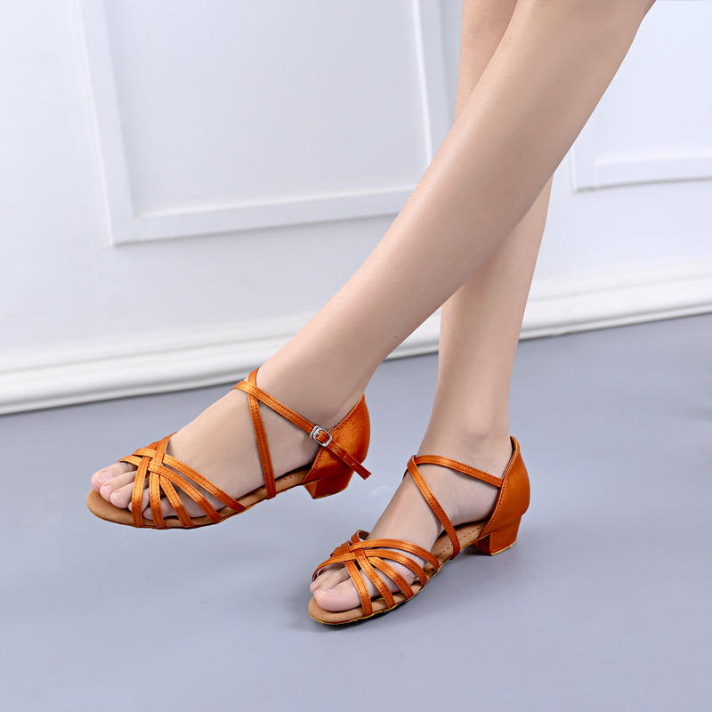 夏季拉丁舞鞋女儿童女孩软底舞蹈鞋女童中跟初学者小孩练习跳舞鞋