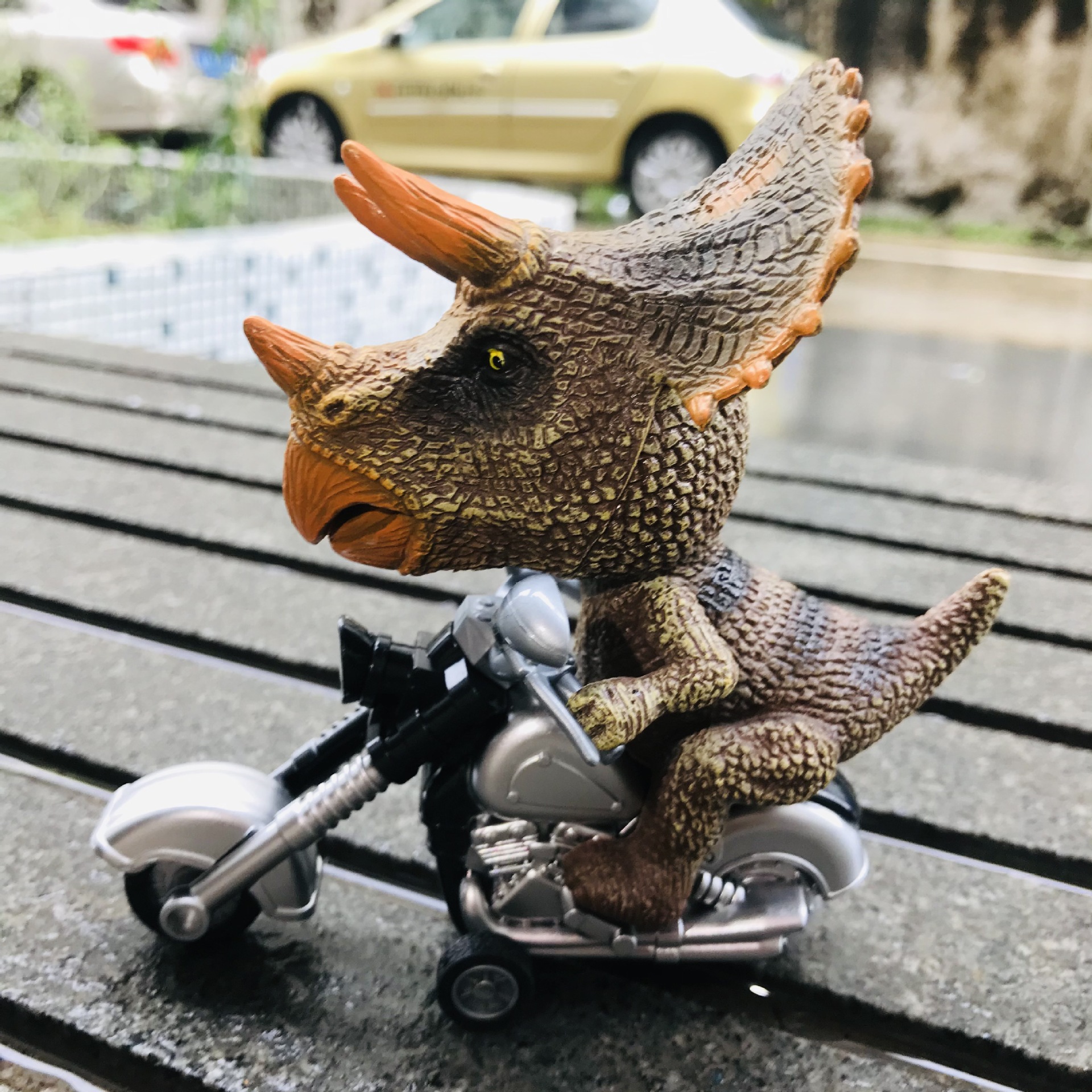 包邮跨境恐龙模型惯性摩托车玩具抖音网红同款男孩玩具车汽车批发