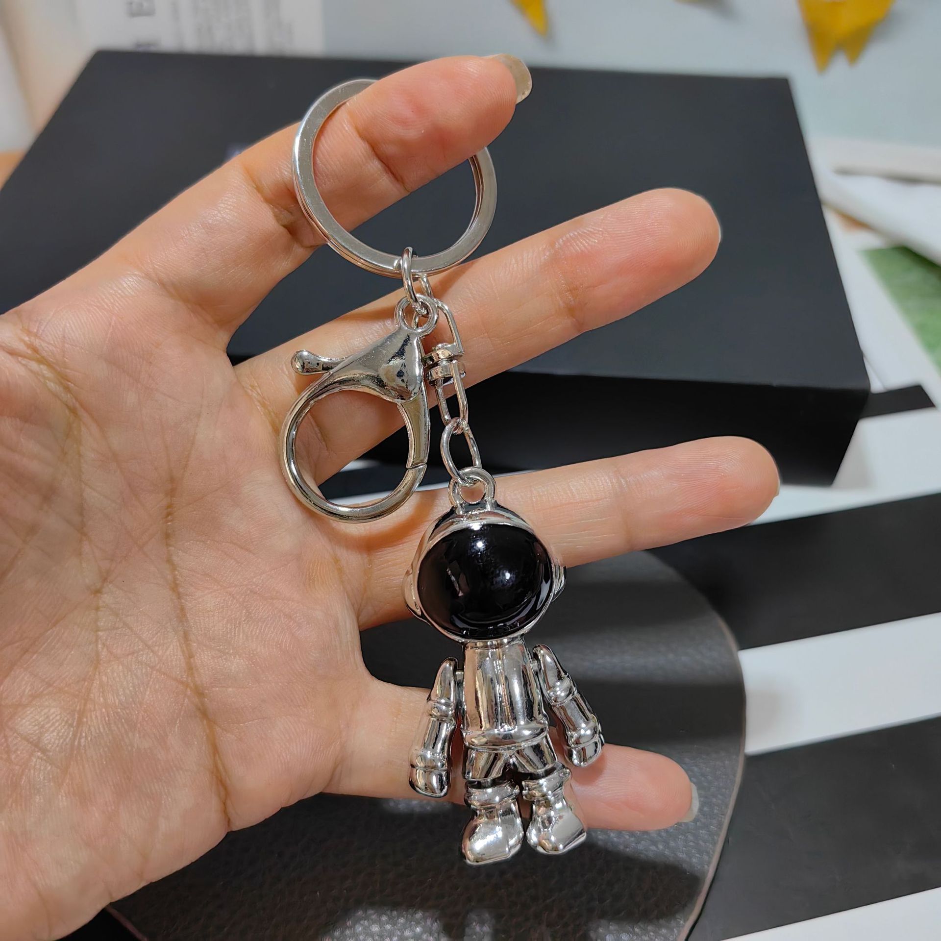 Cross-Border Astronaut Key Ring Accessories Space Robot Stereo plus Size Key Chain Metal Keychains Pendant