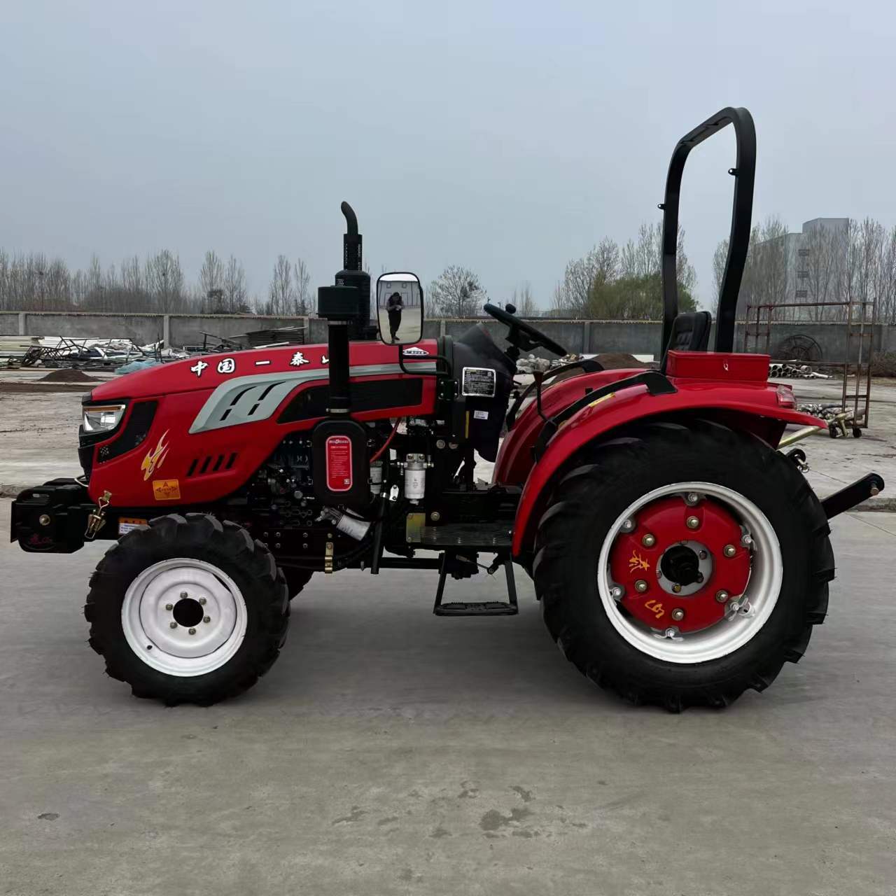 50马力四驱泰山农用拖拉机 高品质低油耗国家补贴-阿里巴巴