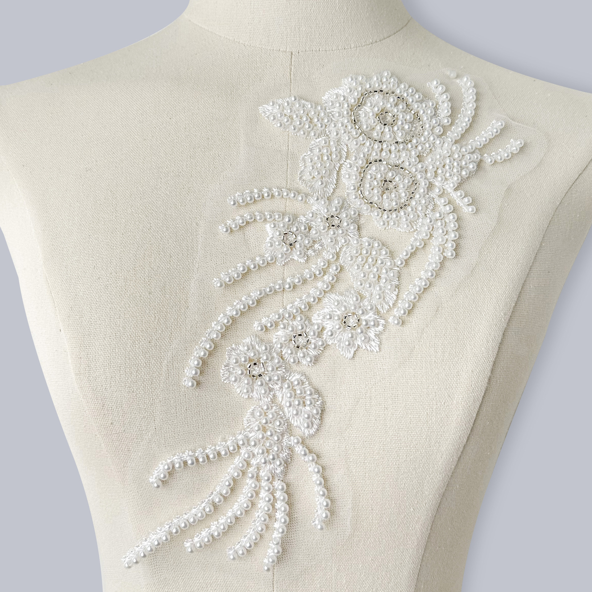 23新款跨境欧美珍珠钉珠手缝工领花服装婚纱贴花旗袍 diy配件辅料