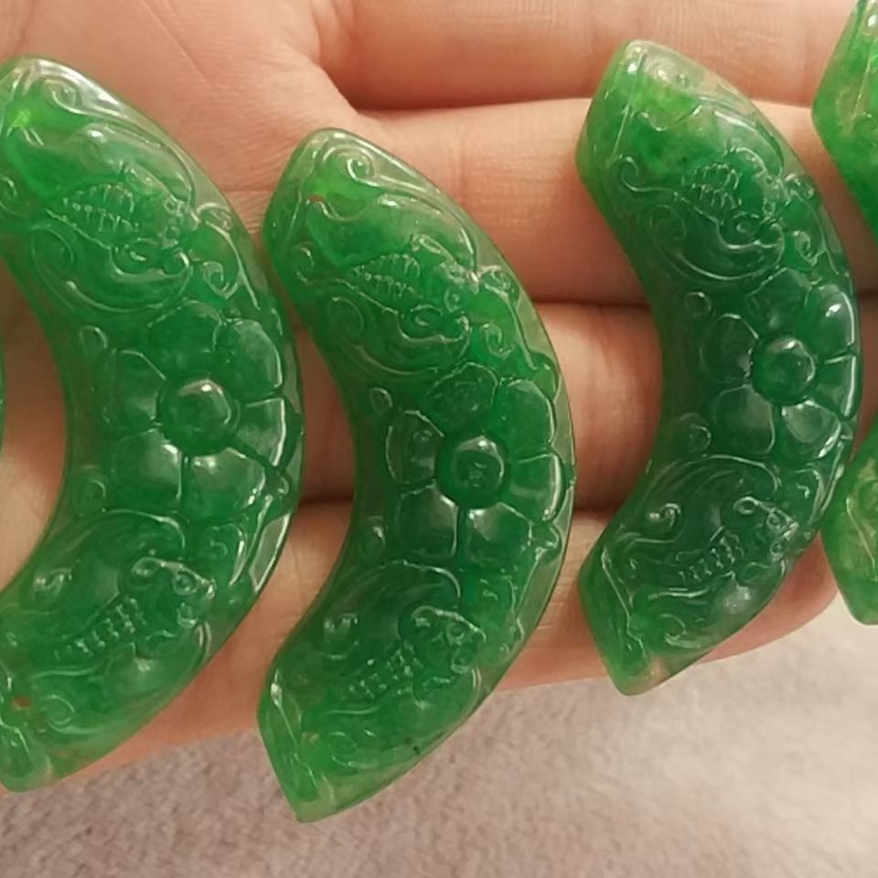 1颗缅甸翡翠干青铁龙生弯排花条挂件佛手男女款项链玉石吊链