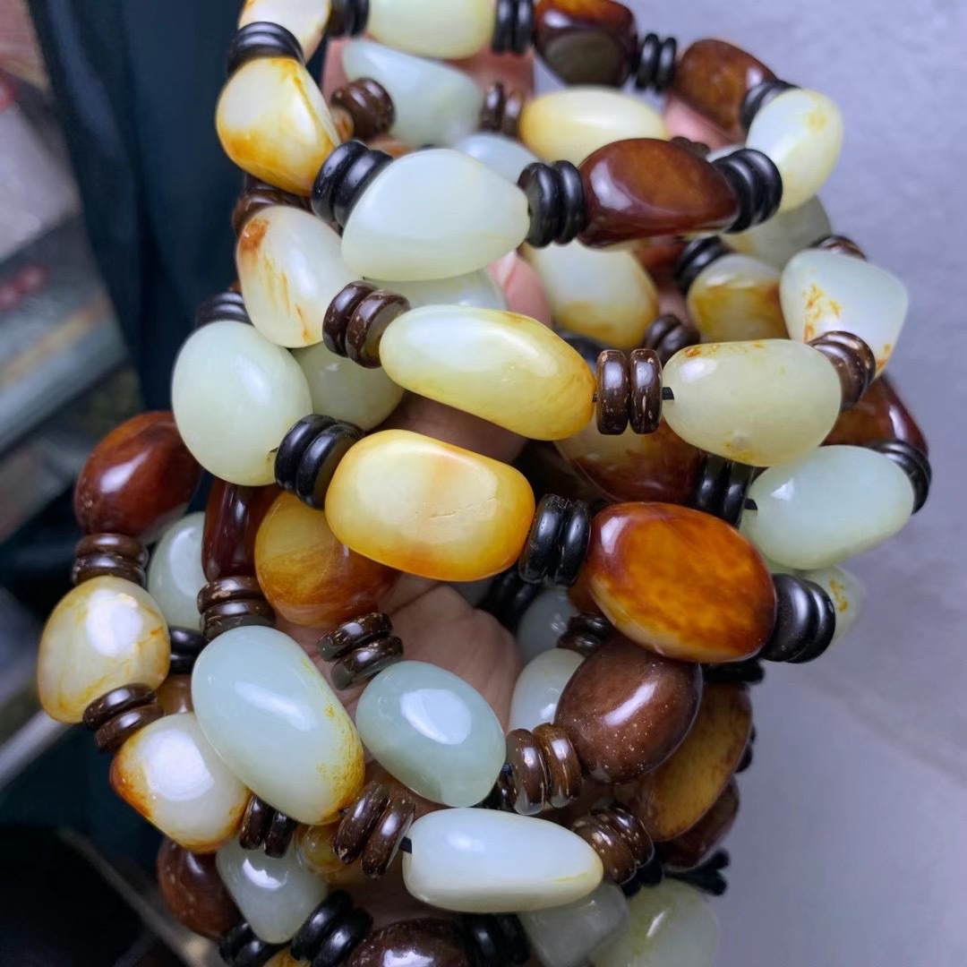 天然俄料和田玉 带原皮籽料 随形手链 文玩diy手串 厂家批发直播