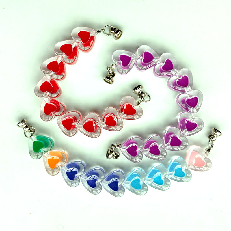 简约亚克力爱心串珠手机挂链挂件 七彩桃心钥匙链钥匙扣包包配饰