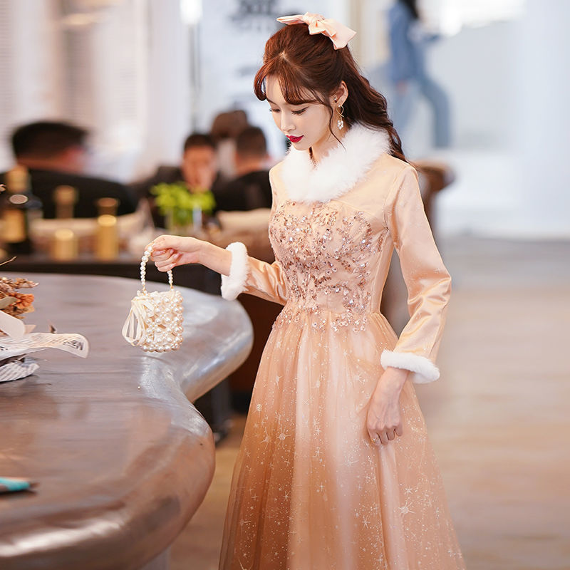 伴娘服冬季2021新款粉色加厚伴娘团姐妹礼服裙女仙气显瘦保暖冬天