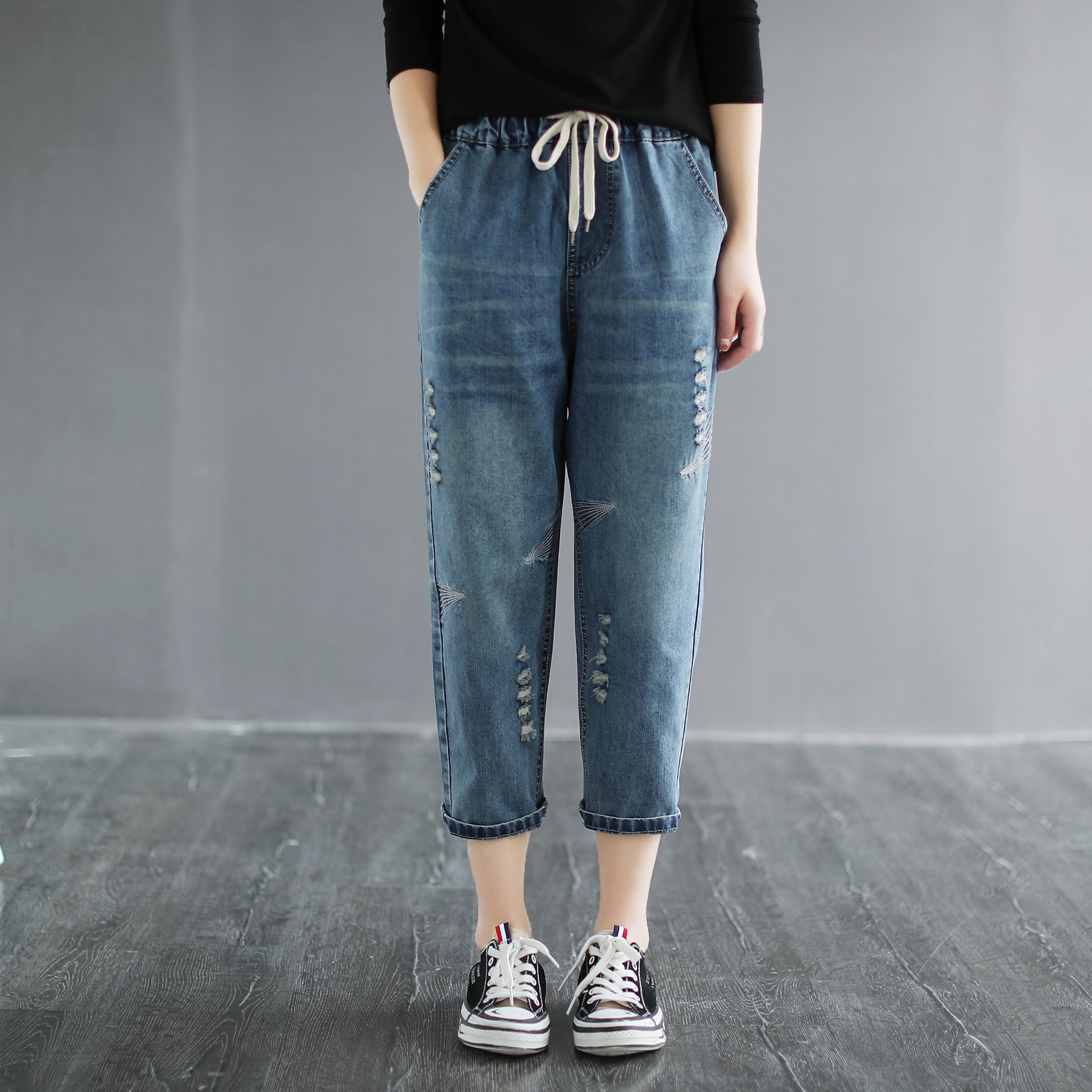 春夏新款松紧腰系带刺绣水洗破洞休闲宽松百搭七分牛仔裤女