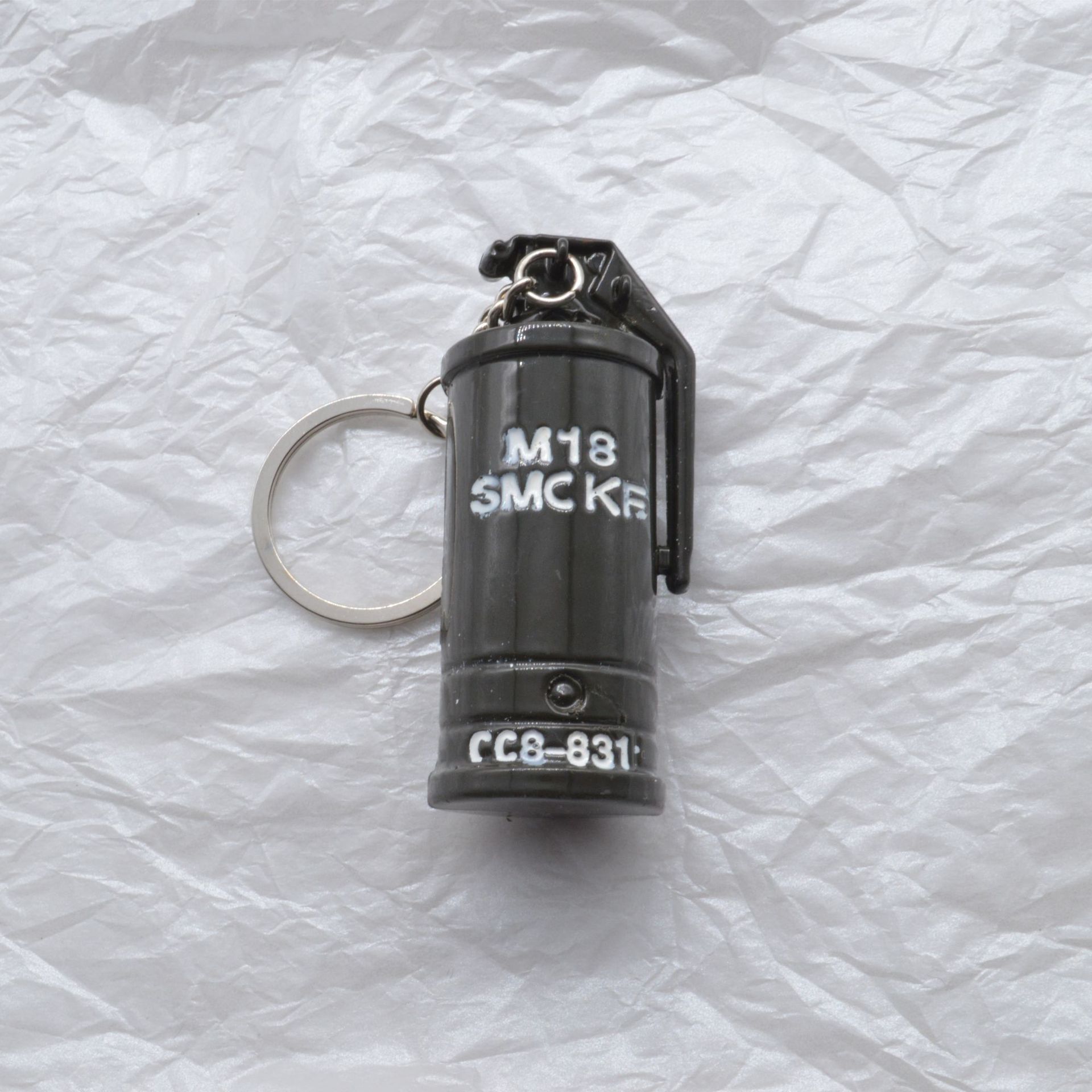 吃鸡游戏钥匙扣手雷碎片烟雾弹绝地求生周边挂件小礼品