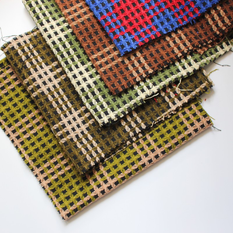 雪尼尔粗纺格子布料 外套提花格子面料外贸出口色织格纹布料批发