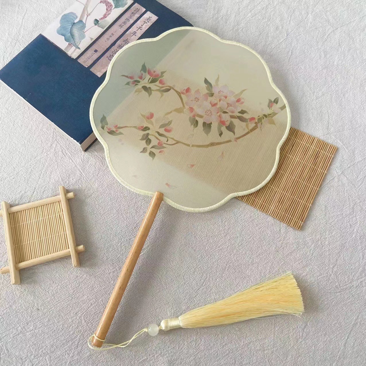 古风团扇女童扇子仙气古代汉服舞蹈扇成品好看的跳舞扇宫廷风圆扇