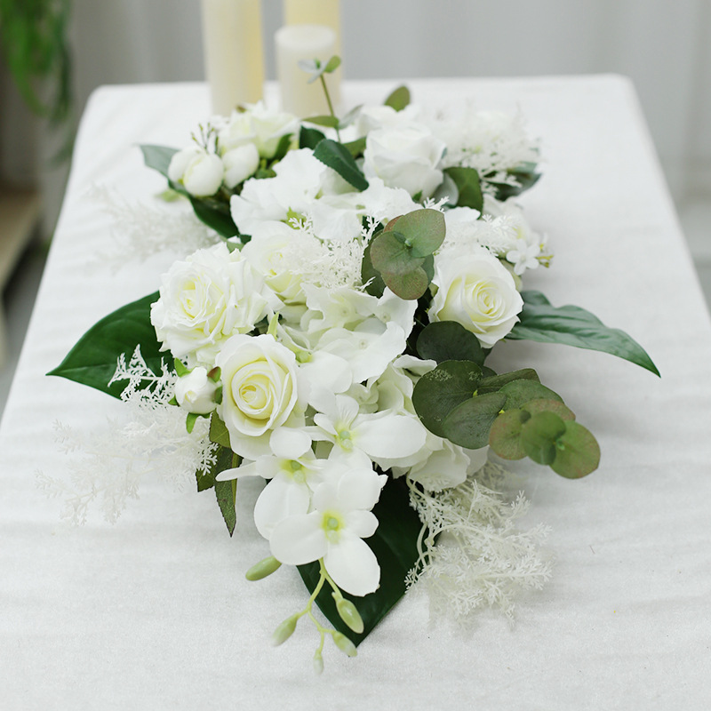 白色玫瑰桌面摆花办公室讲台接待酒店西餐厅台花布置装饰花