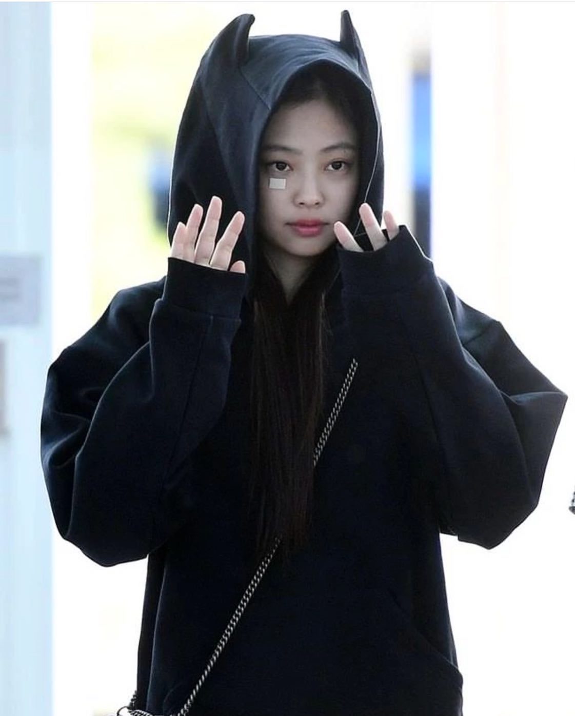 欧美小众 jennie同款秋冬小恶魔连帽宽松加绒长袖卫衣-阿里巴巴