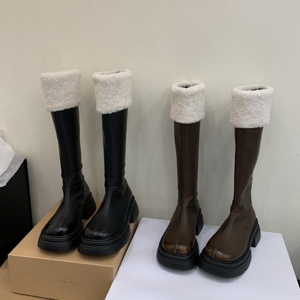 厚底雪地靴白色毛毛边靴新款2024爆款加绒棉靴羊羔毛长筒靴骑士靴