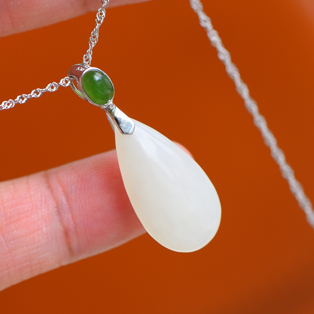 新款复古民族风s925银镶和田玉白玉双面水滴吊坠气质简约女款项链