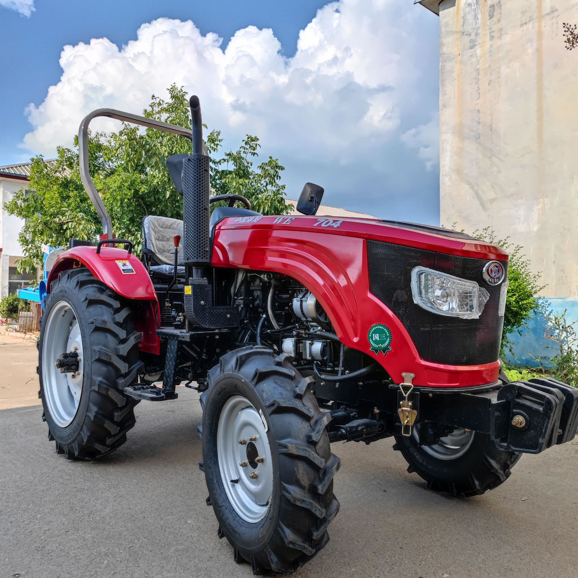 雷沃704直补型拖拉机 泰山804加大后桥梭式换挡耕田机 四轮旋耕机