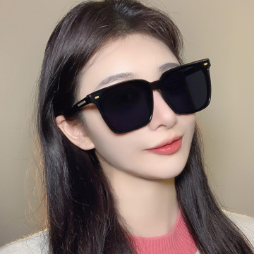 时尚墨镜女防晒新款高级感偏光镜茶色男太阳眼镜防紫外线司机开车