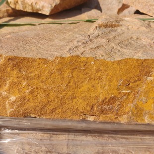 将军黄垒墙石 米黄色砌墙石 片石块儿石挡土墙石  河岸石 叠放石