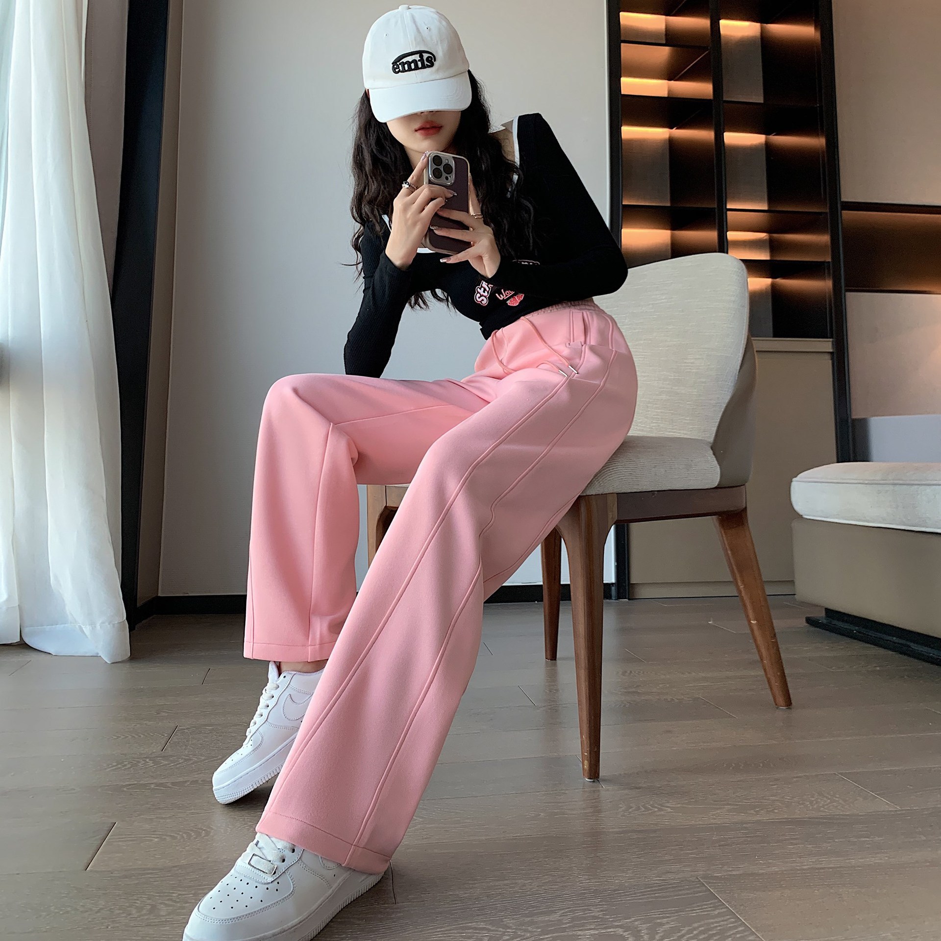 粉色运动裤女春夏薄款显瘦美式卫裤小个子高腰垂感窄版阔腿香蕉裤