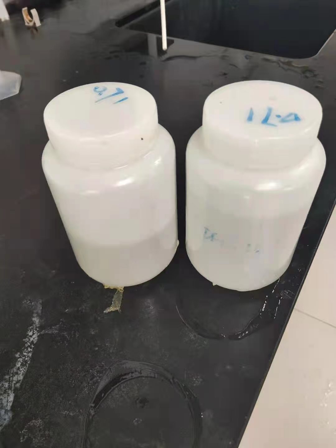 端羟基聚丁二烯 丁羟胶 液体橡胶 htpb小量可发 18062735071