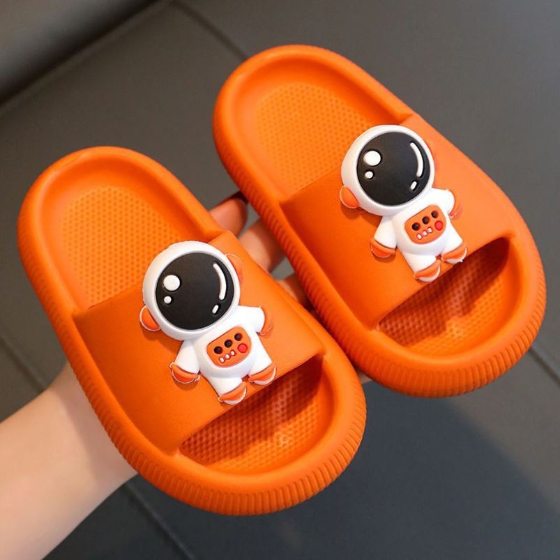 Summer 2022 Children's Slippers Cartoon Cute Thick Bottom Shit Feeling Bathroom Bath Slippers Boys Home Outdoor Wear