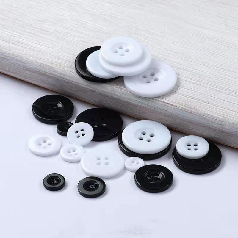 Spot Resin Wide-Brimmed Button Windbreaker round Button White Black Four-Eye Resin Button Factory Wholesale