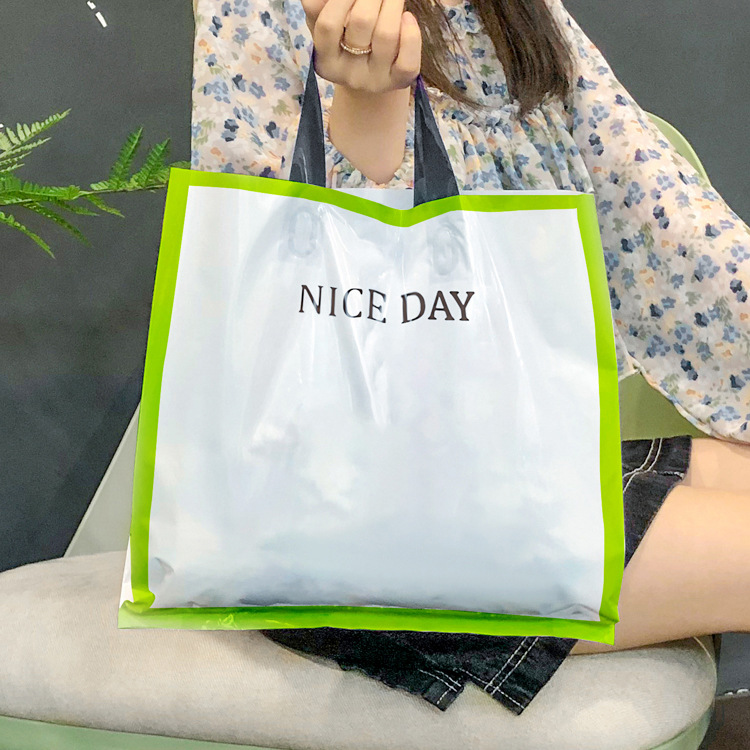 Brand New Portable Plastic Bag Clothing Store Bag Printed Logo Packing Bag Gift Bag Vertical Packaging Bag Shopping Bag