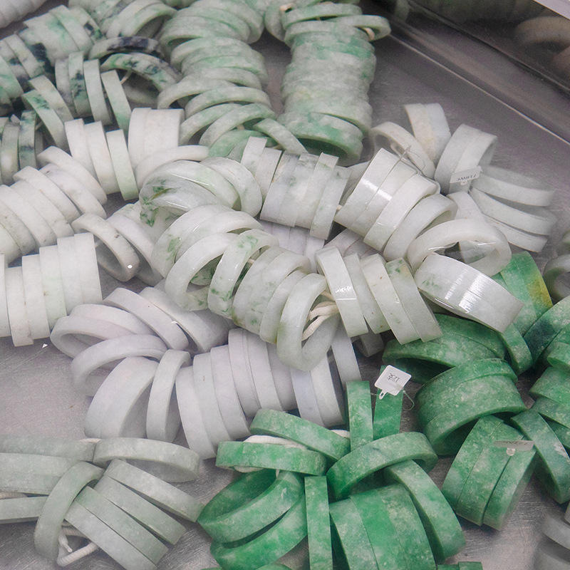 缅甸天然a货翡翠手镯毛坯批发飘花满色辣阳紫罗兰豆种糯种正冰种