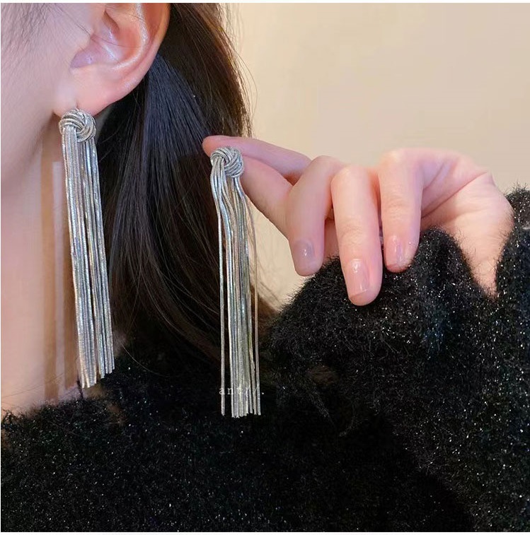 Crazy Chen Shuting Sister-in-Law Same Style Earrings 2023 New High Leaf Chen Shuting Tassel Popular Hanging Earrings Long Earrings