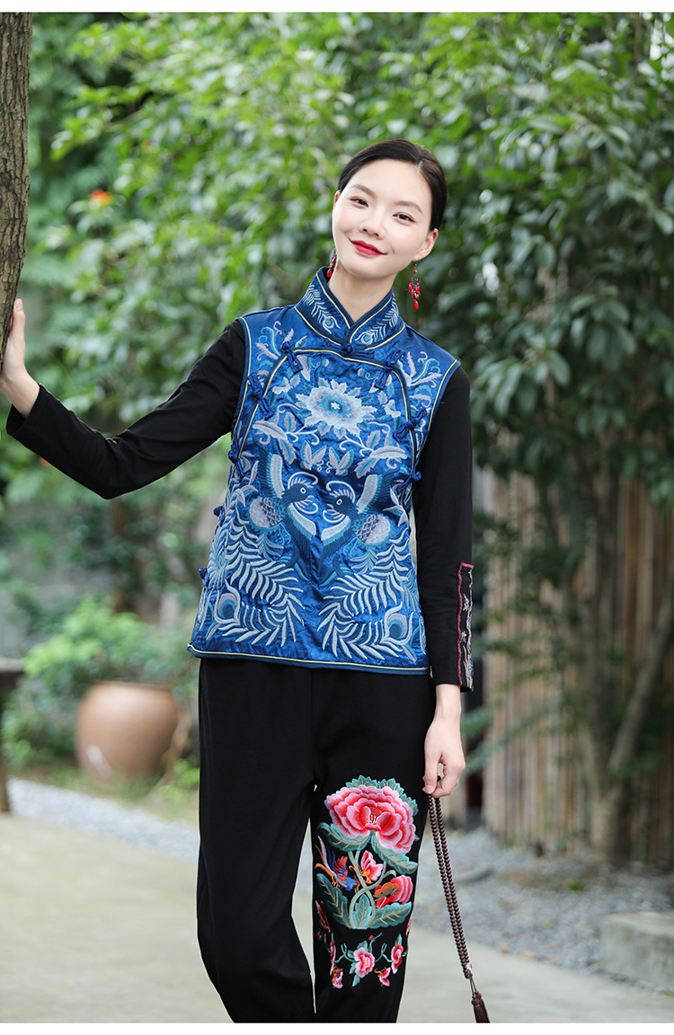 早秋新款民族风刺绣盘扣绸缎龙文花马甲 改良版旗袍无袖坎肩外套