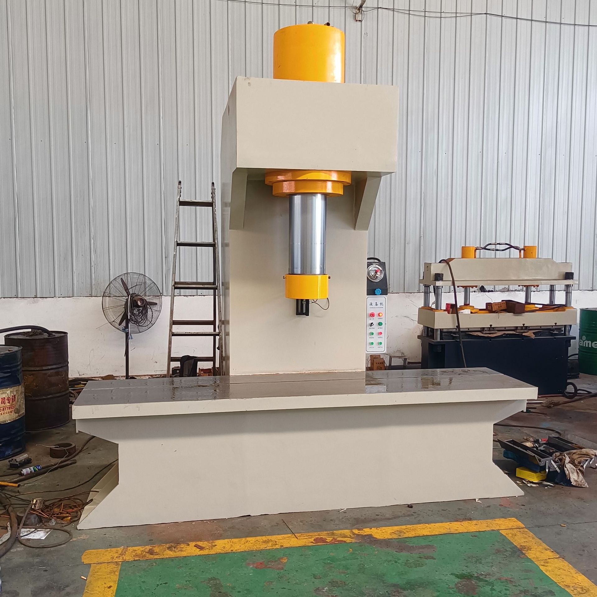 大吨位单臂液压机 315吨c型大台面校直机 315t单柱液压机