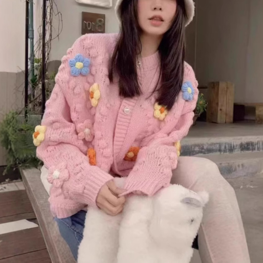 立体球花针织开衫女2025秋冬新款手工钩花甜美设计感花朵刺绣毛衣